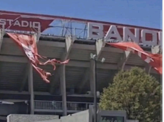 Manteles Largos en el Azteca